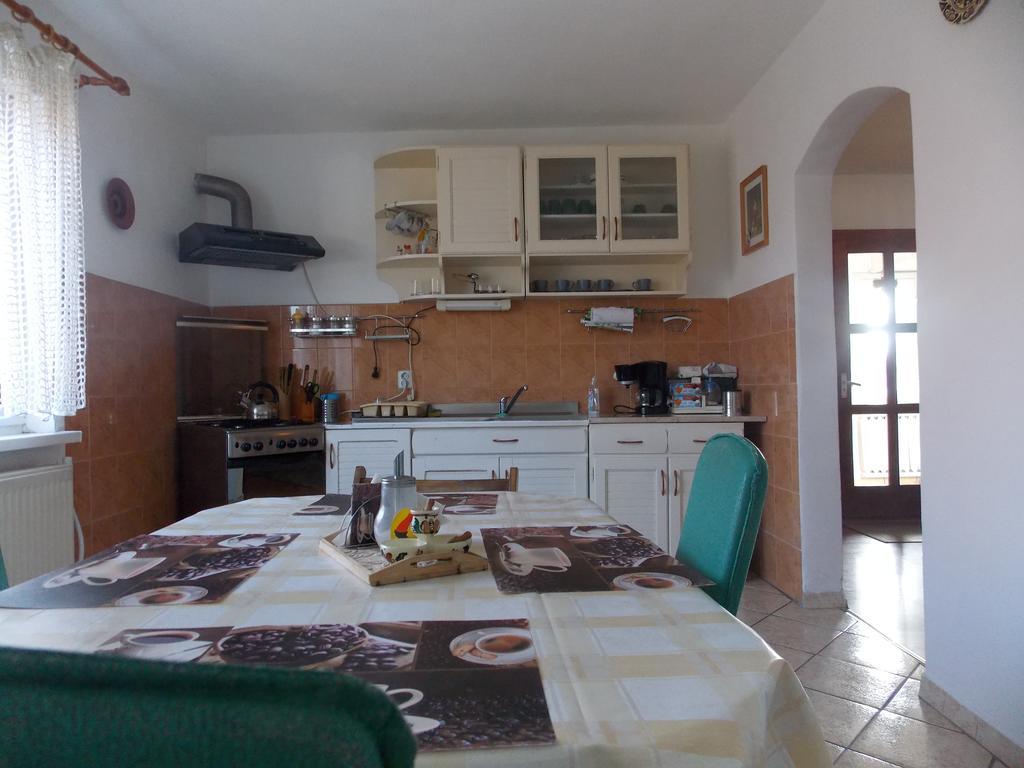 Casa Fortyogo Tirgu Secuiesc Luaran gambar