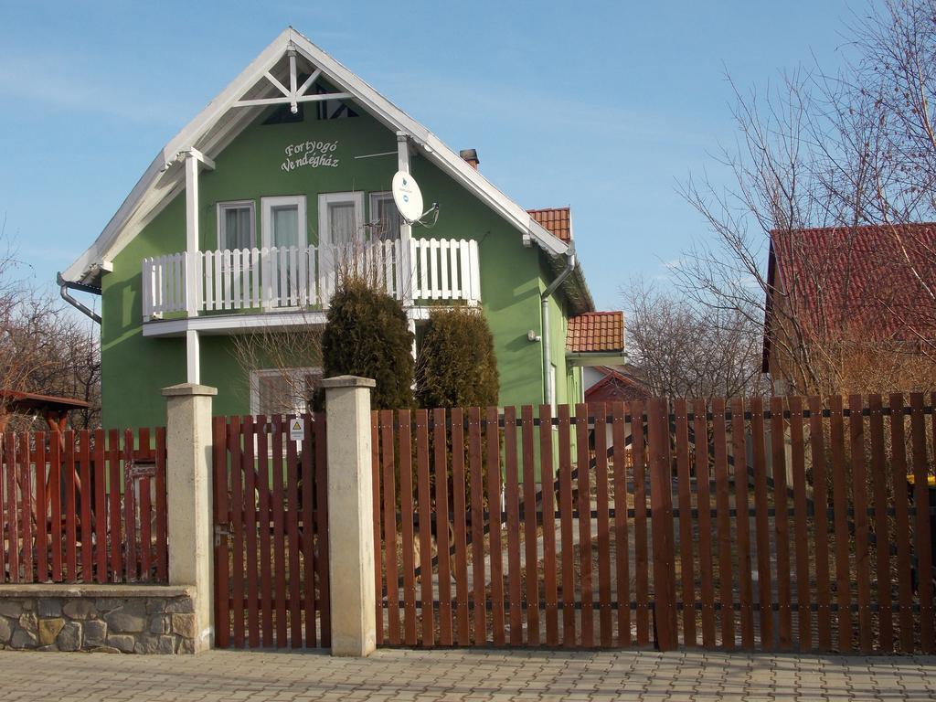 Casa Fortyogo Tirgu Secuiesc Luaran gambar
